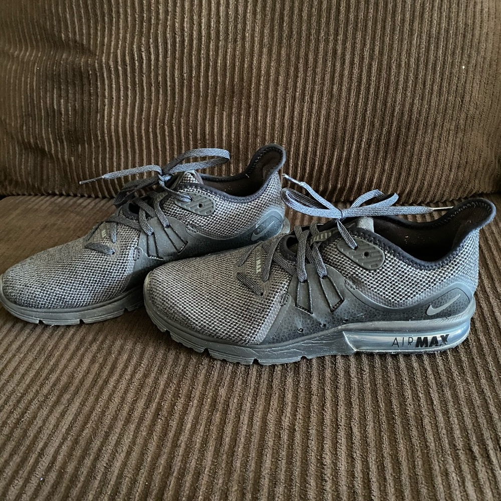 Women’s Nike Airmax